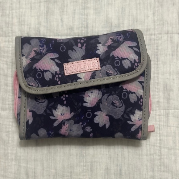 doterra Handbags - Doterra Fleur essential oil case
